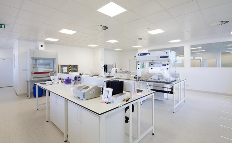 757x468_Lab-1.jpg