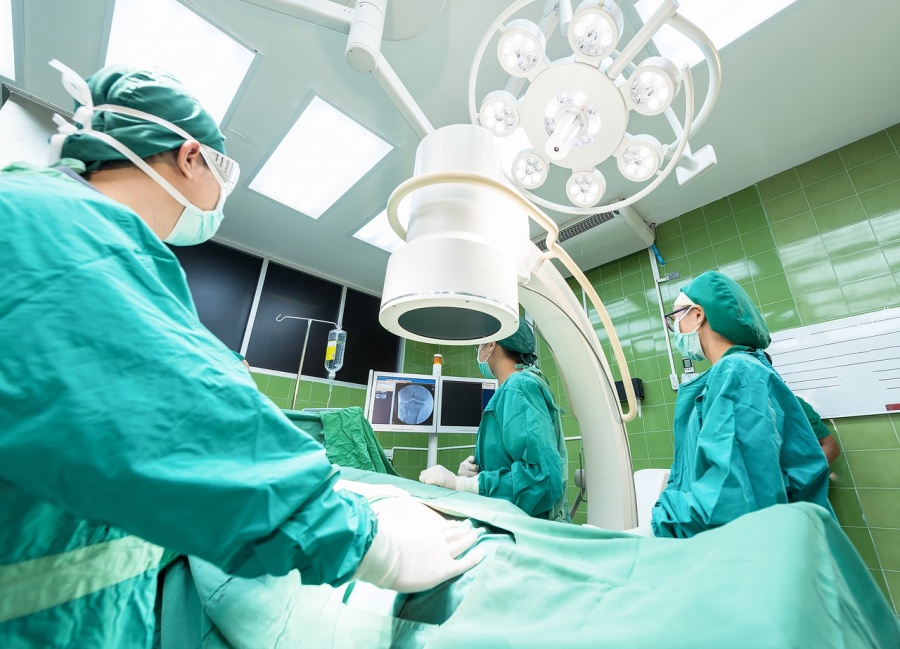 operatingroomprogress-1807543_1280-1.jpg